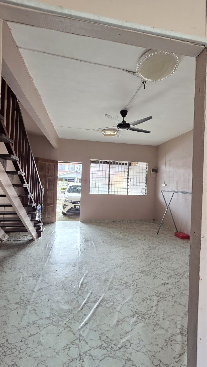 Rumah Teres Indah Jaya Intermediate